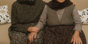 Bu fotoğraf çekildiğinde yanımda oturan